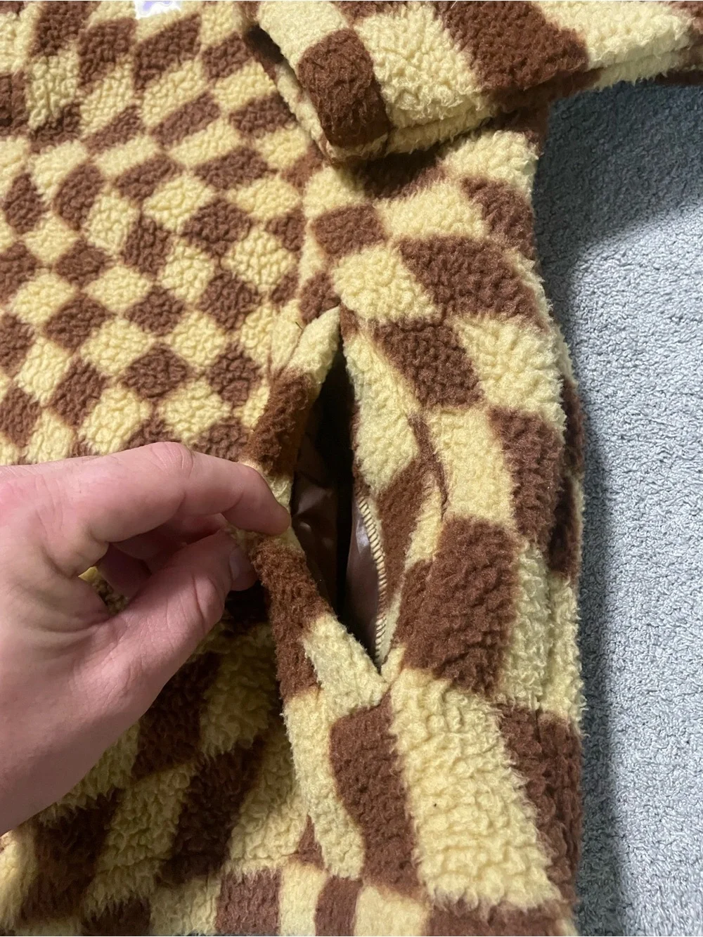 Obey Checkered Fleece Jacket Mens L 1/4 Quarter Snap Pullover Brown Cream